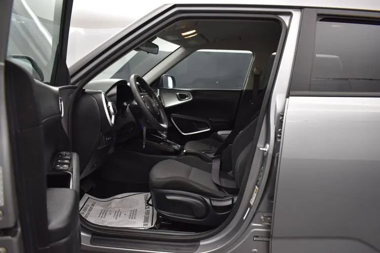 Used 2024 Kia Soul LX w/ Option Group 015 FWD image 14