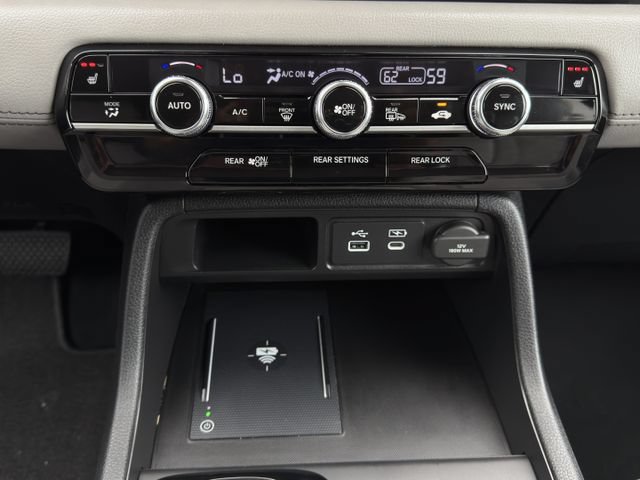 Used 2025 Honda Pilot EX-L image 18