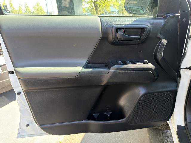 Used 2021 Toyota Tacoma SR AWD/4WD image 15