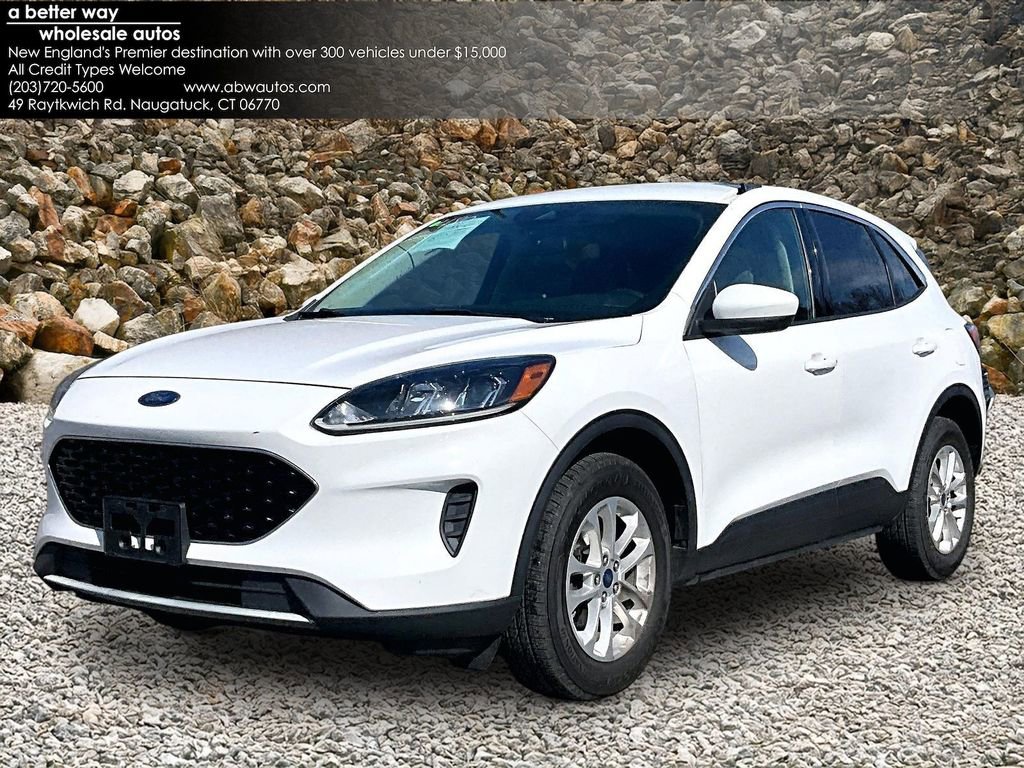 Used 2020 Ford Escape SE image 1
