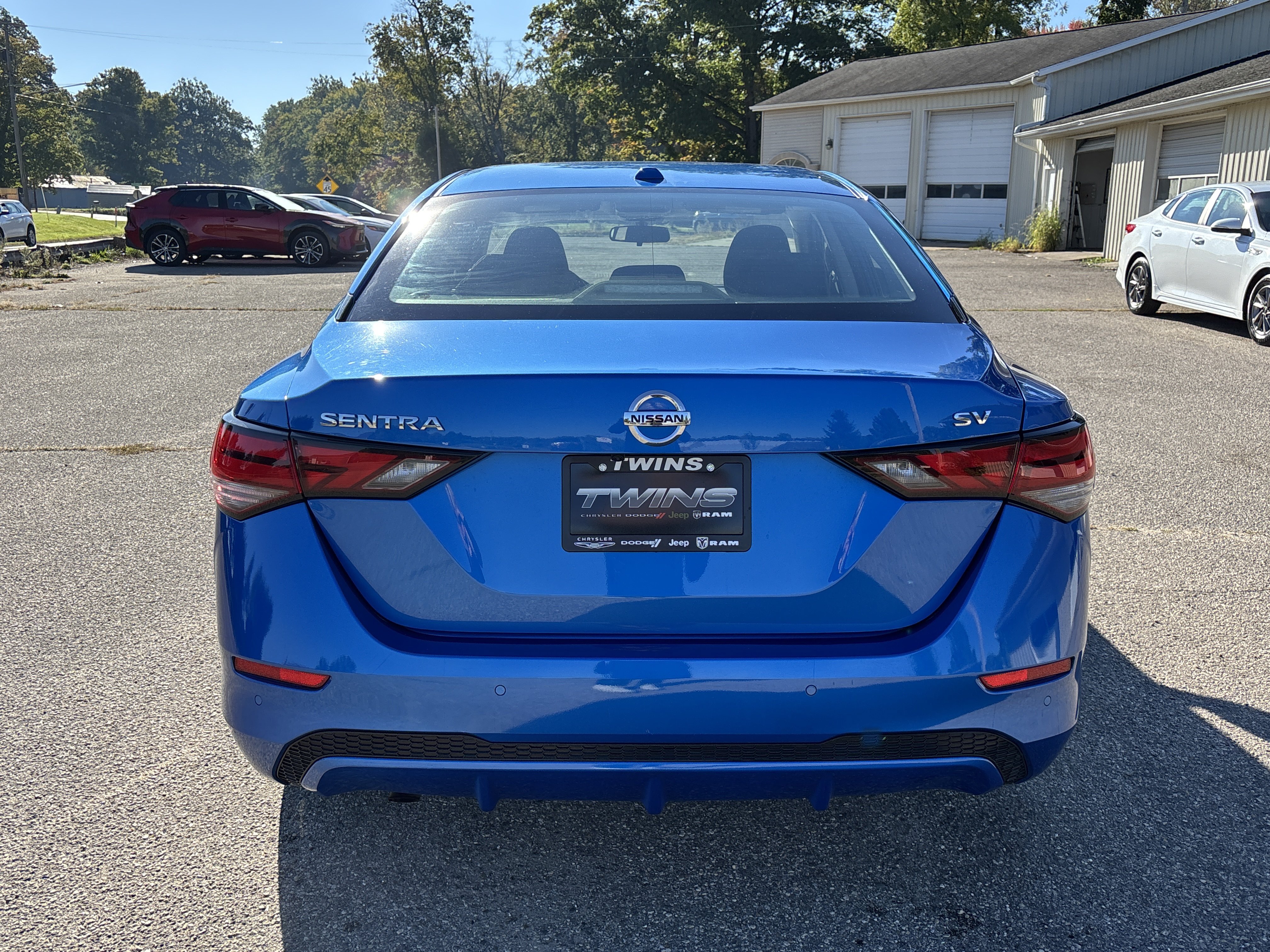 Used 2023 Nissan Sentra SV FWD image 8
