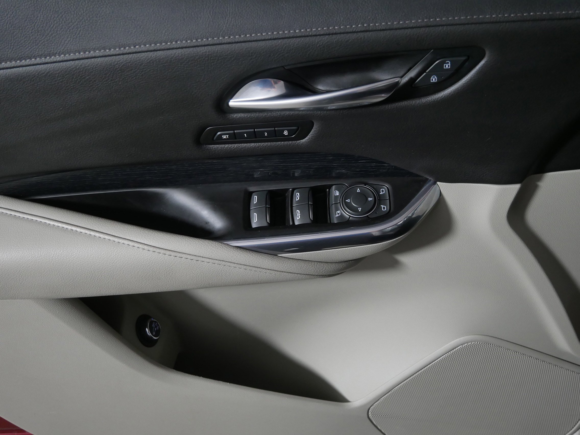 Used 2019 Cadillac XT4 Premium Luxury image 19