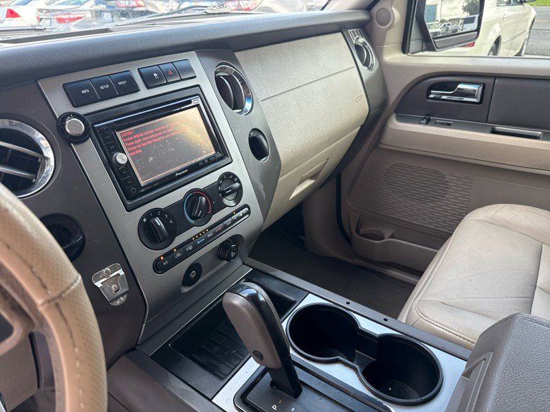 Used 2008 Ford Expedition XLT image 13