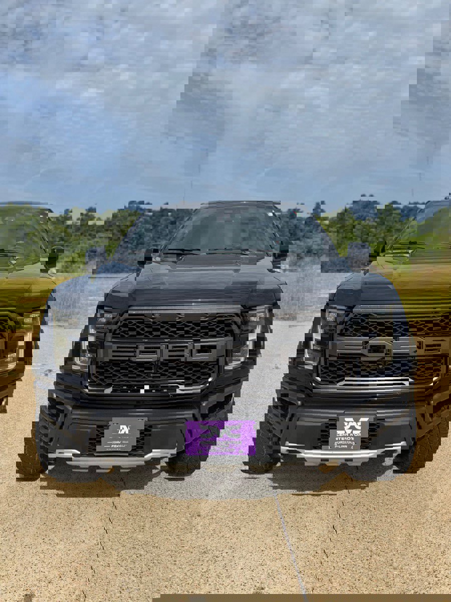 Used 2018 Ford F150 Raptor w/ Equipment Group 802A Luxury image 2