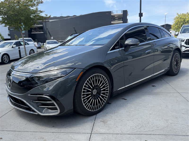 Used 2023 Mercedes-Benz EQS 580 4MATIC Sedan image 2