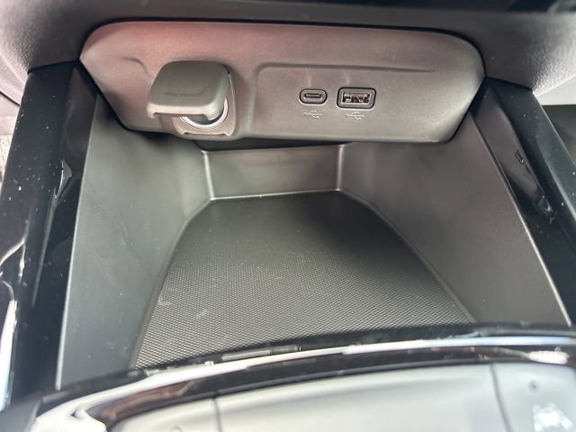 New 2026 Chevrolet Trax RS w/ Driver Confidence Package image 15