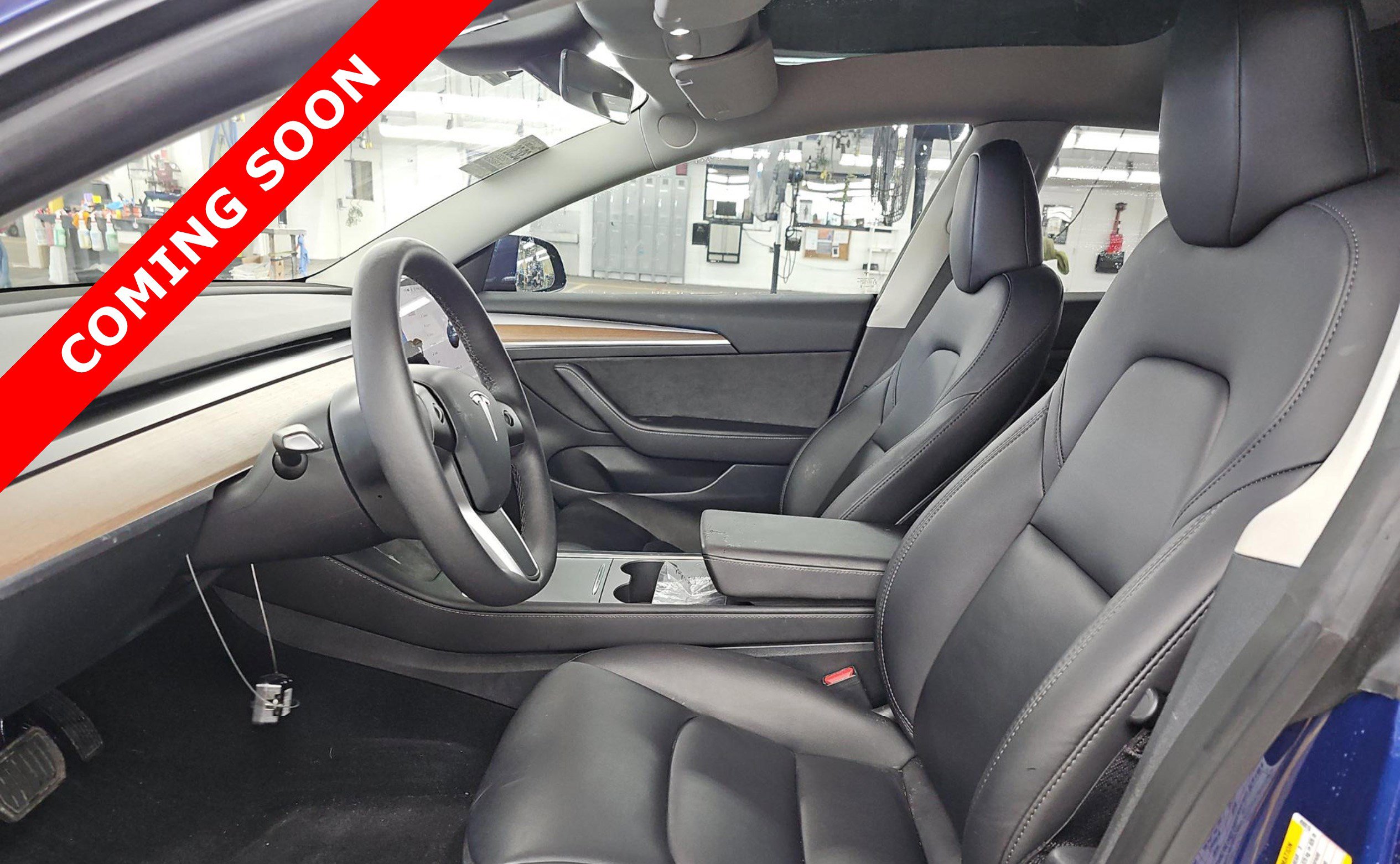 Used 2023 Tesla Model 3 Standard Range image 6