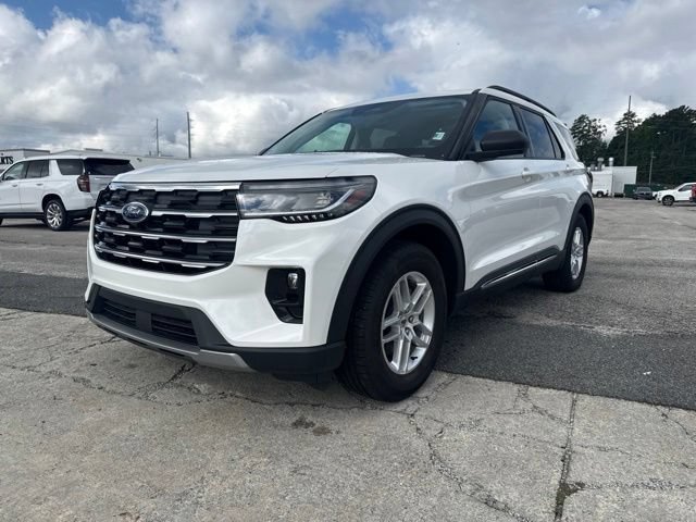 Used 2025 Ford Explorer Active w/ Active Comfort Package