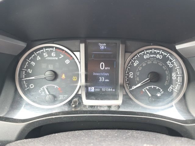 Used 2016 Toyota Tacoma SR5 w/ SR5 Appearance Package (SN) image 13