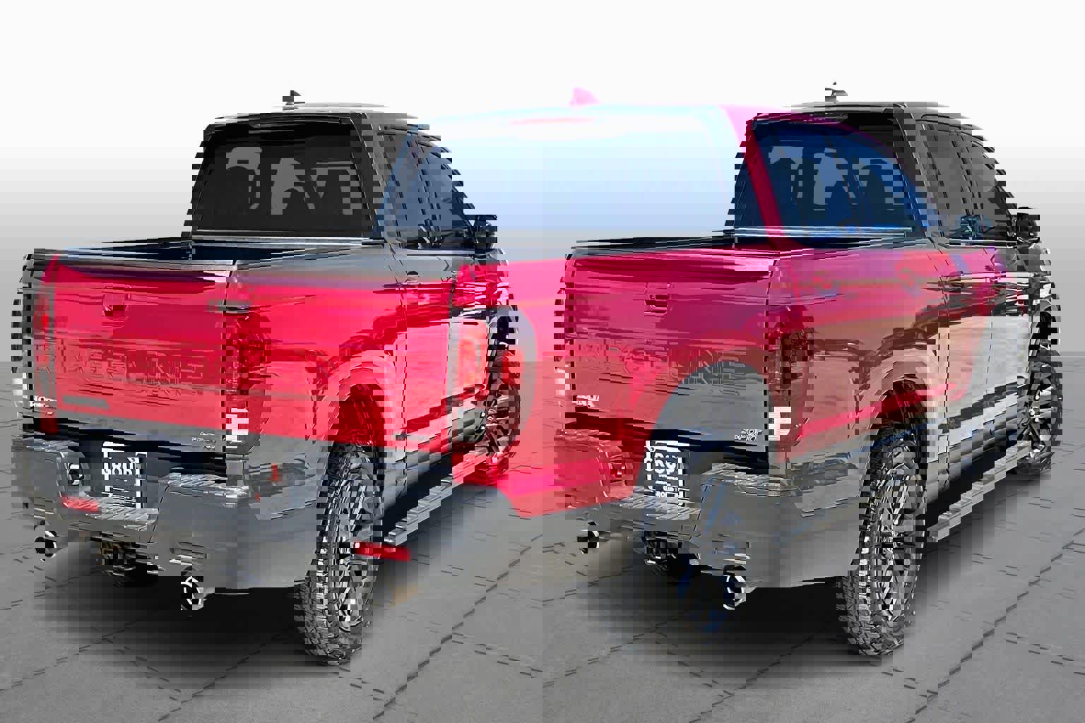 Used 2024 Honda Ridgeline Sport image 13