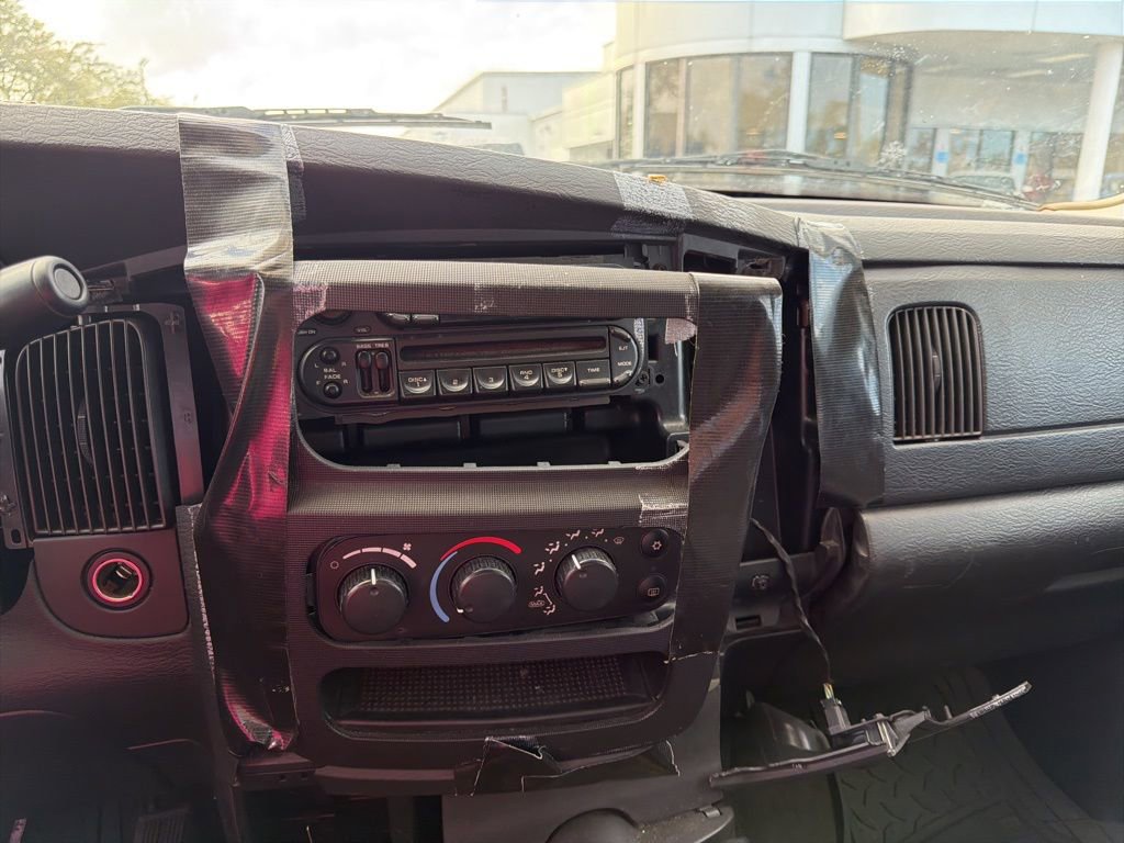 Used 2002 Dodge Ram 1500 Truck 4x4 Quad Cab image 12