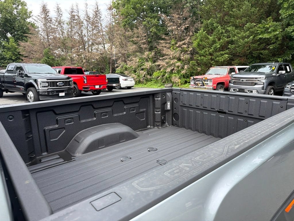 New 2026 GMC Sierra 2500 AT4X AWD/4WD image 13