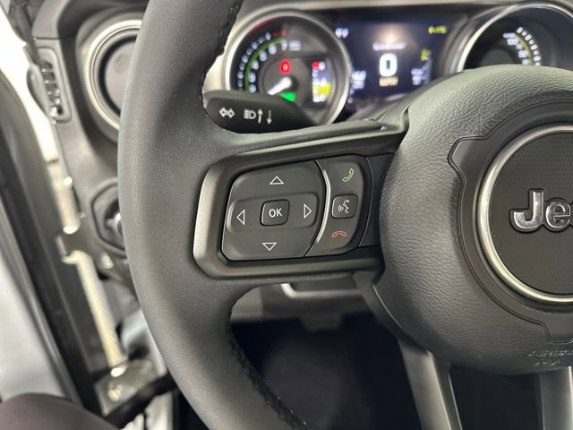 Used 2023 Jeep Wrangler Unlimited image 15
