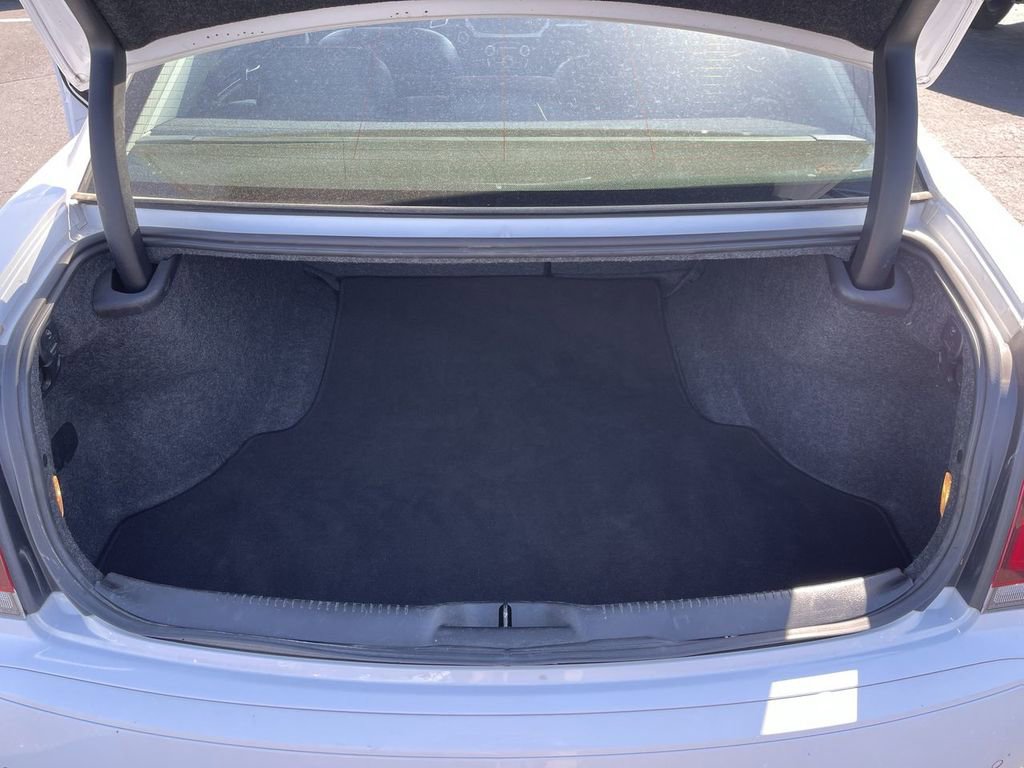 Used 2022 Chrysler 300 Touring L w/ Comfort Group RWD image 23