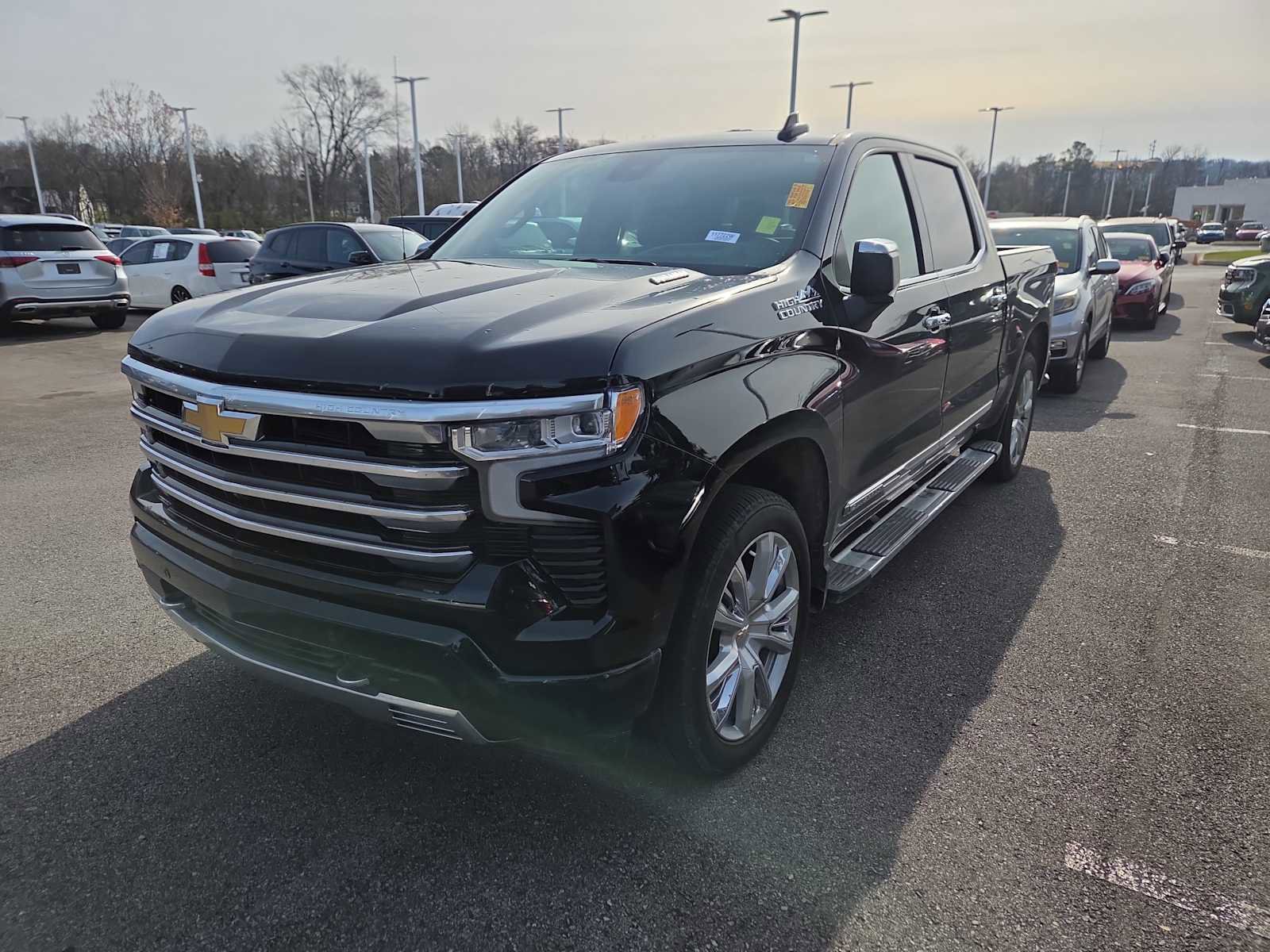 Used 2023 Chevrolet Silverado 1500 High Country w/ High Country Premium Package image 9