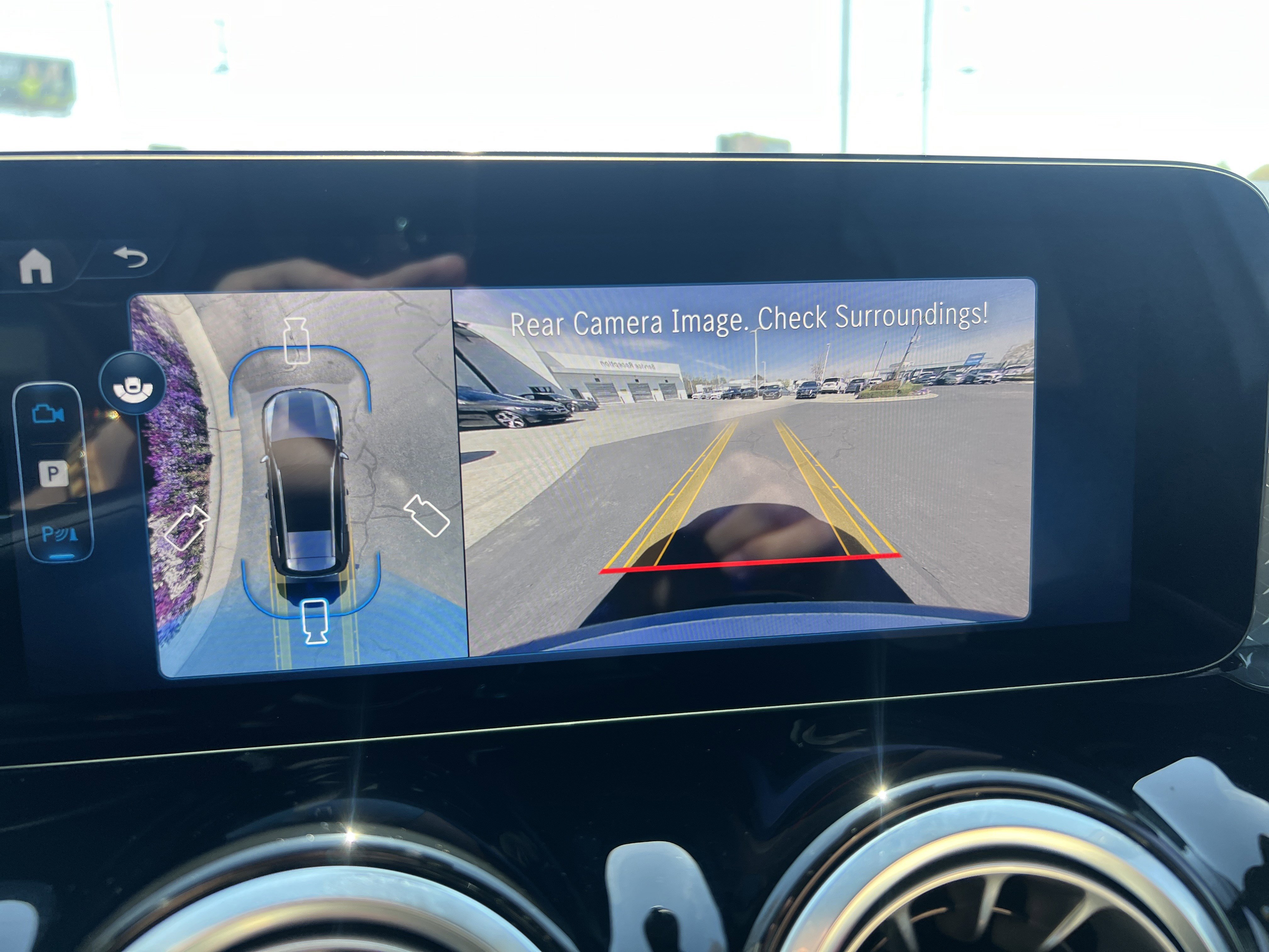 Used 2025 Mercedes-Benz GLB 250 250 image 25