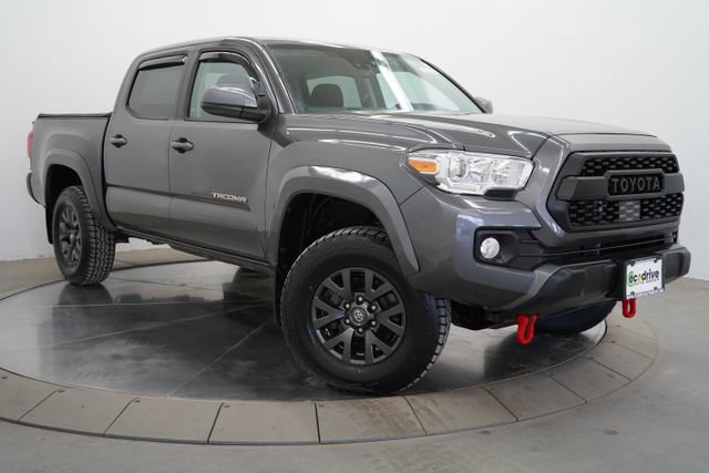 Used 2022 Toyota Tacoma SR5 image 3