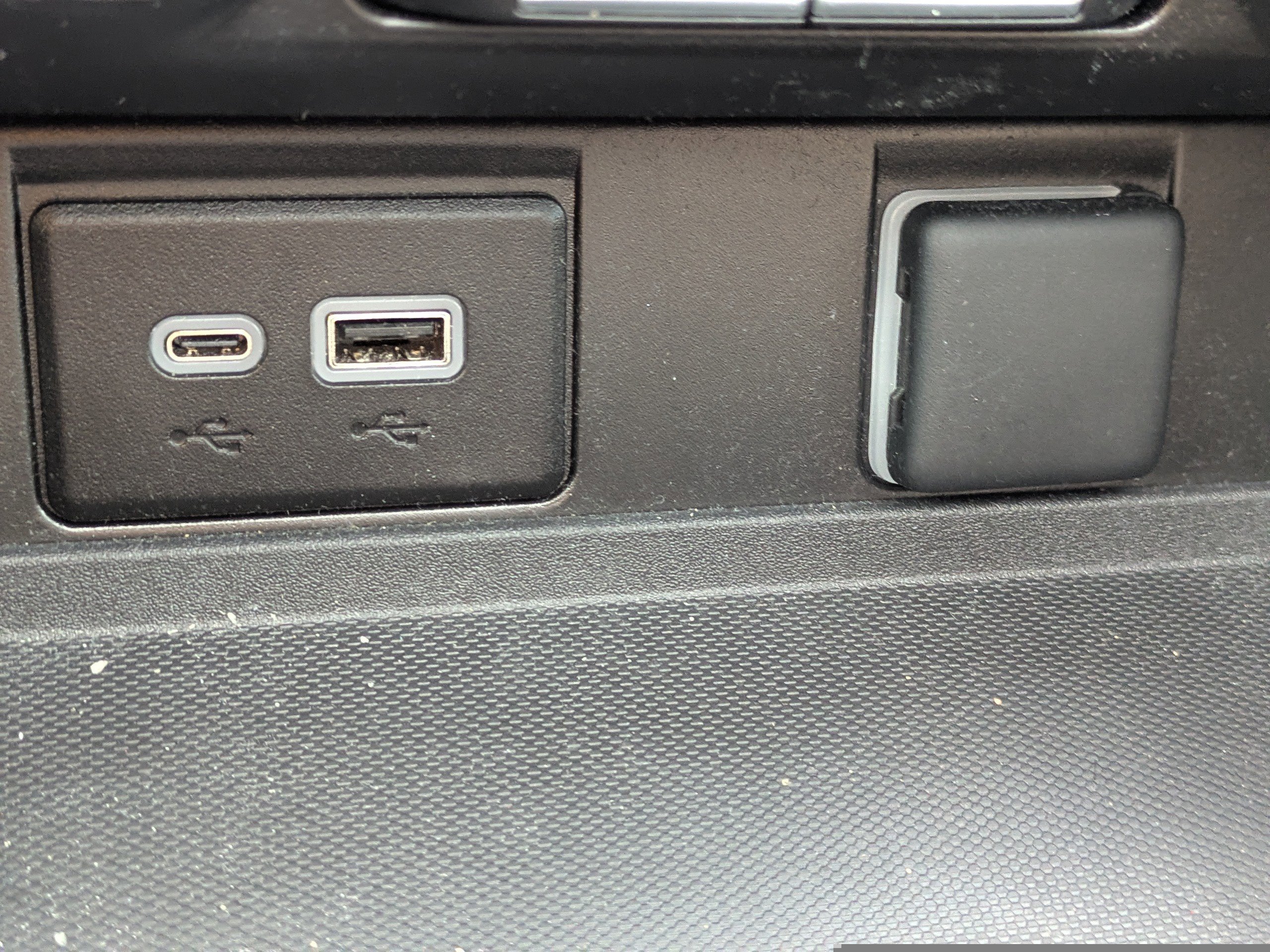 Used 2024 Chevrolet Tahoe High Country image 26