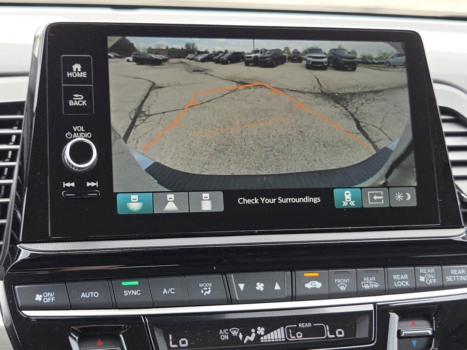 New 2026 Honda Odyssey Touring image 12