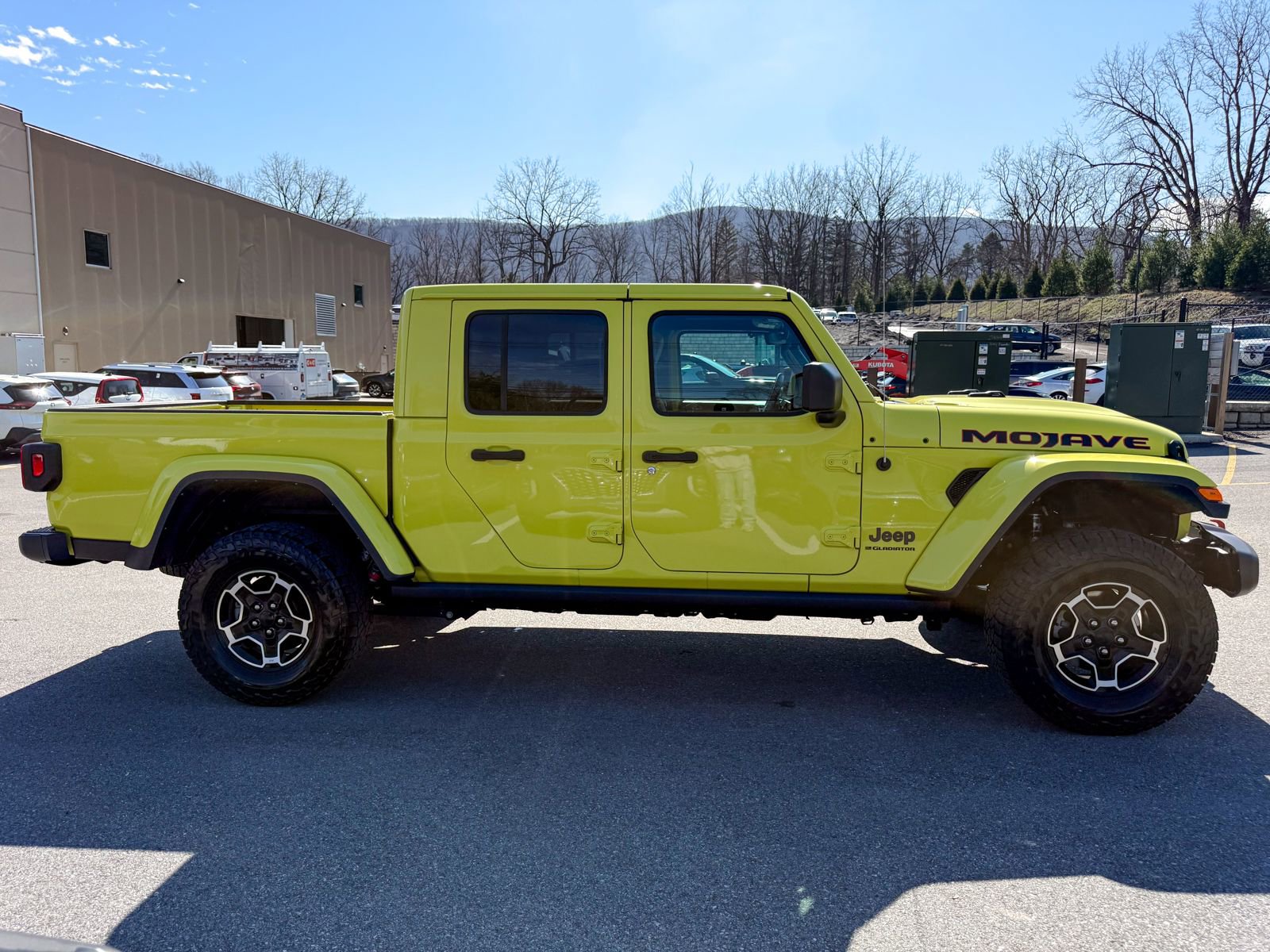 Used 2023 Jeep Gladiator Mojave w/ Cold Weather Group image 10