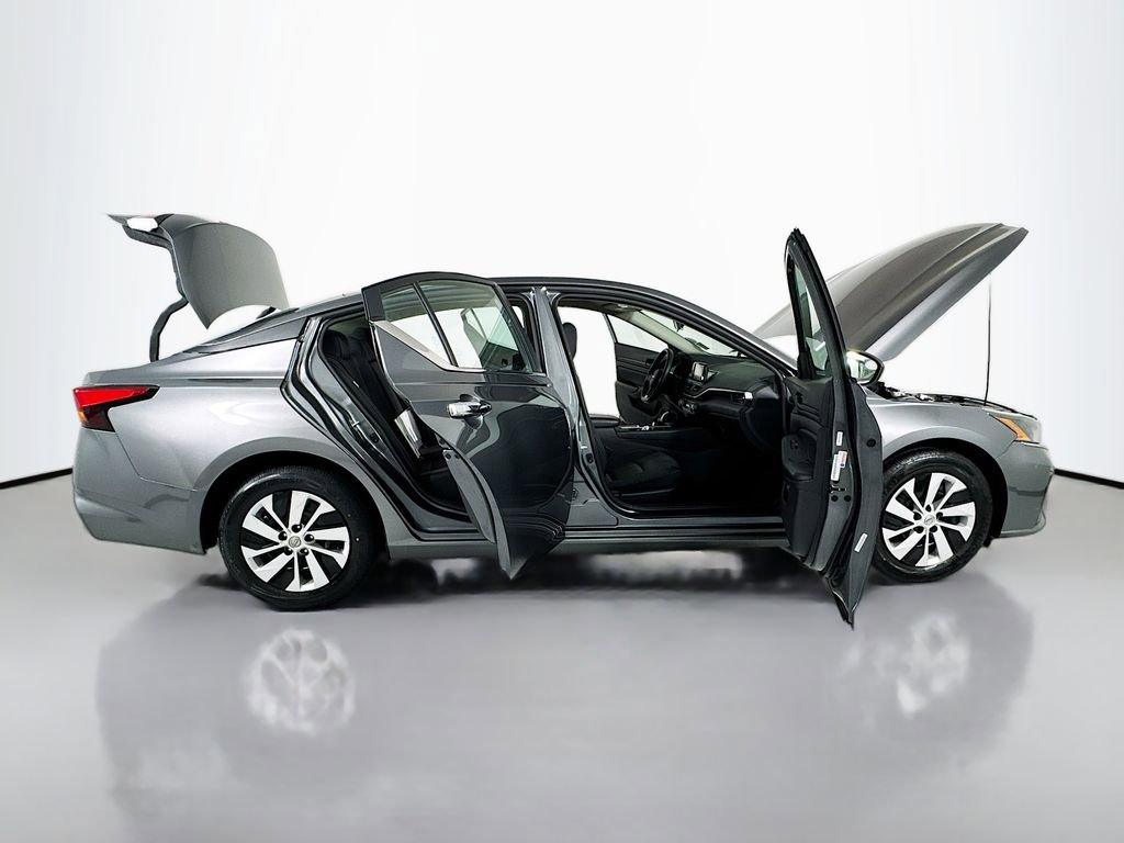 Used 2024 Nissan Altima 2.5 S image 24