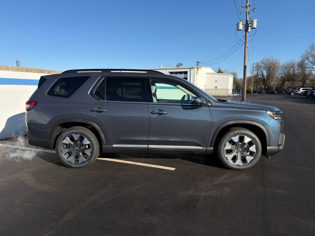 Used 2026 Honda Pilot Touring image 6