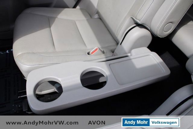 Used 2014 Toyota Highlander Limited Platinum FWD image 29