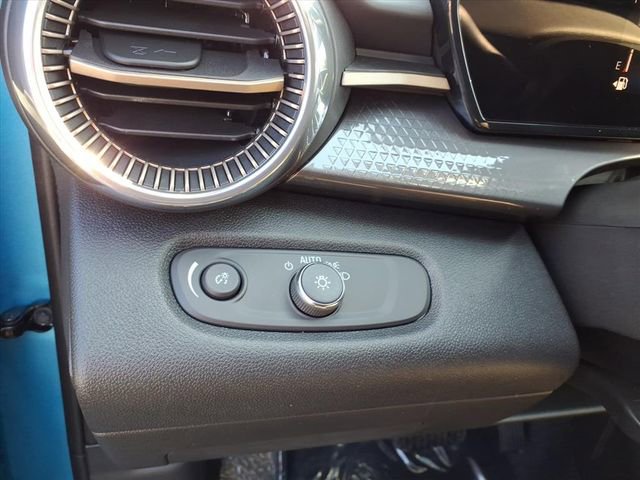 New 2026 Chevrolet Trax ACTIV w/ Sunroof Package image 27