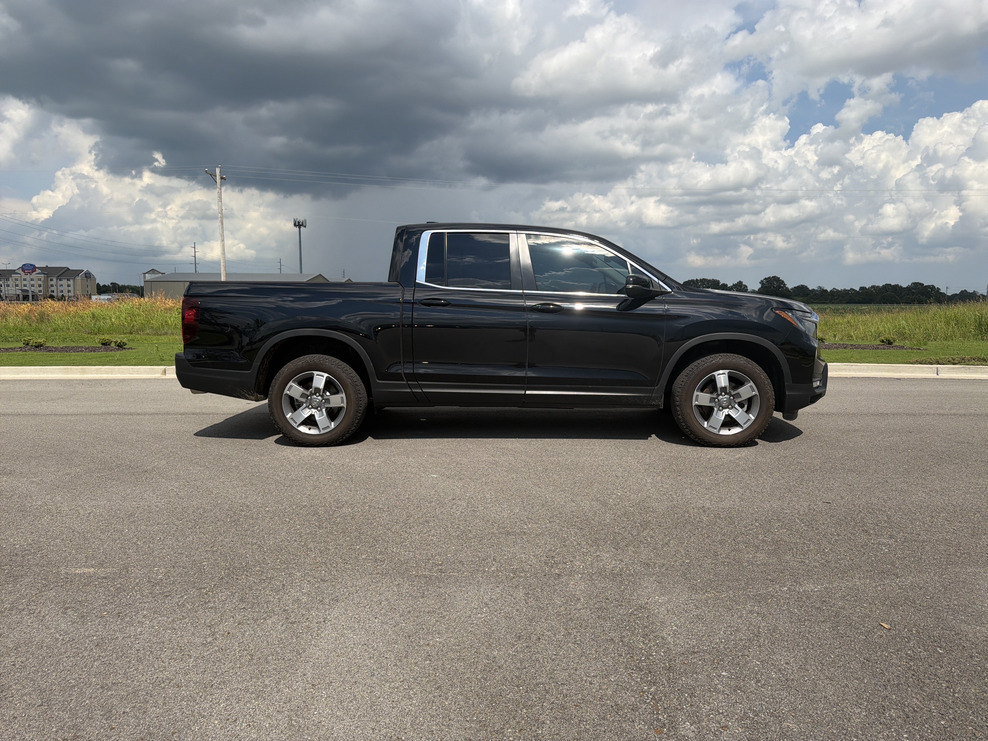 Certified 2025 Honda Ridgeline RTL image 6