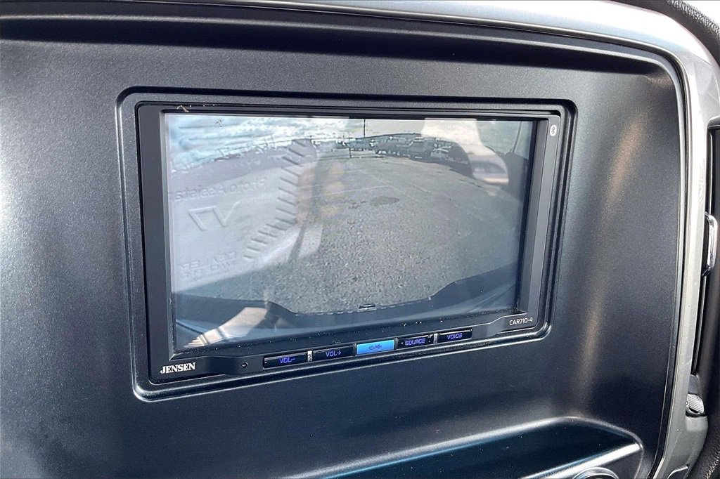 Used 2018 Chevrolet Silverado 1500 LT w/ Redline Edition image 13