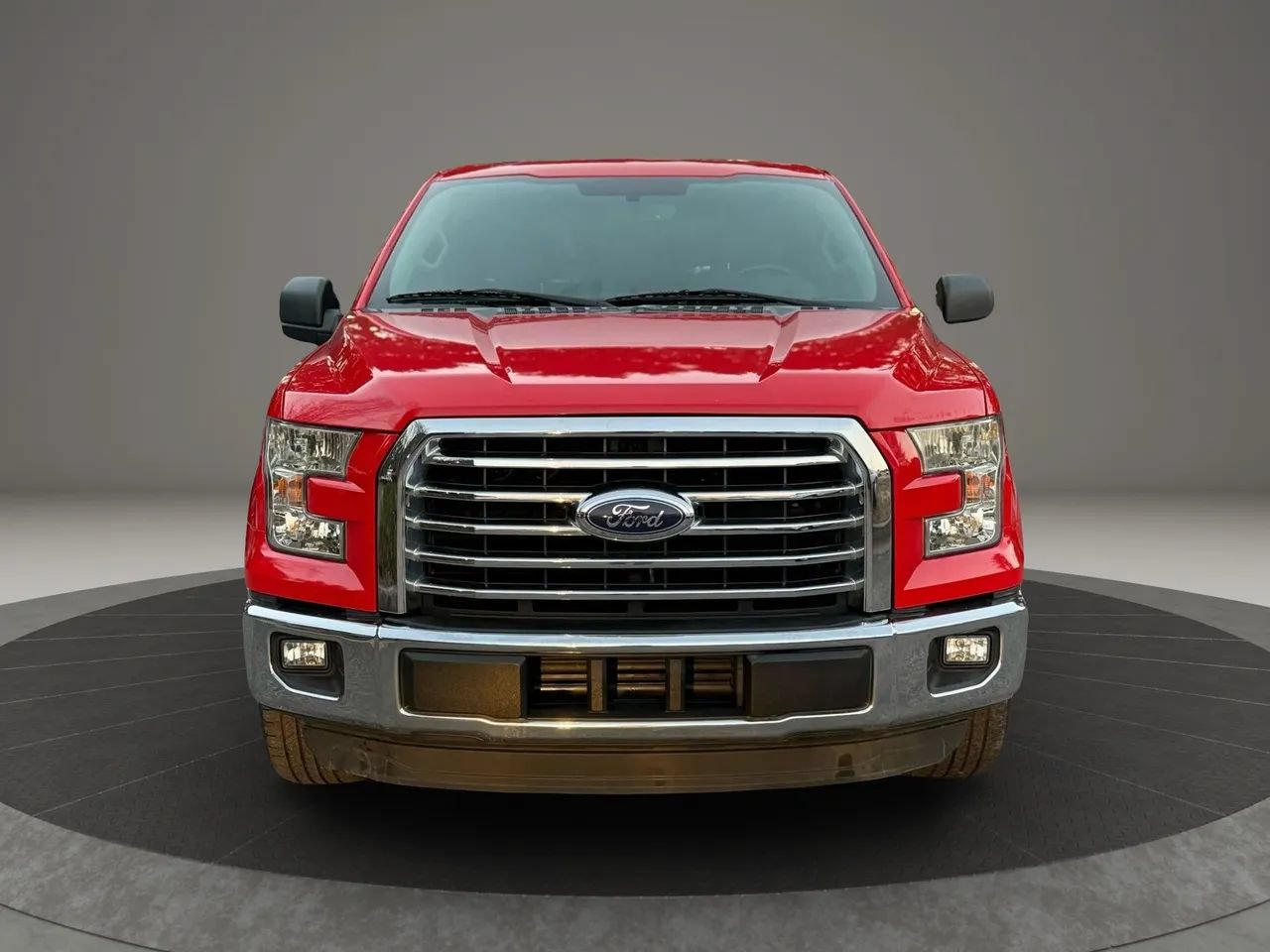 Used 2016 Ford F150 XLT w/ Equipment Group 302A Luxury RWD image 2