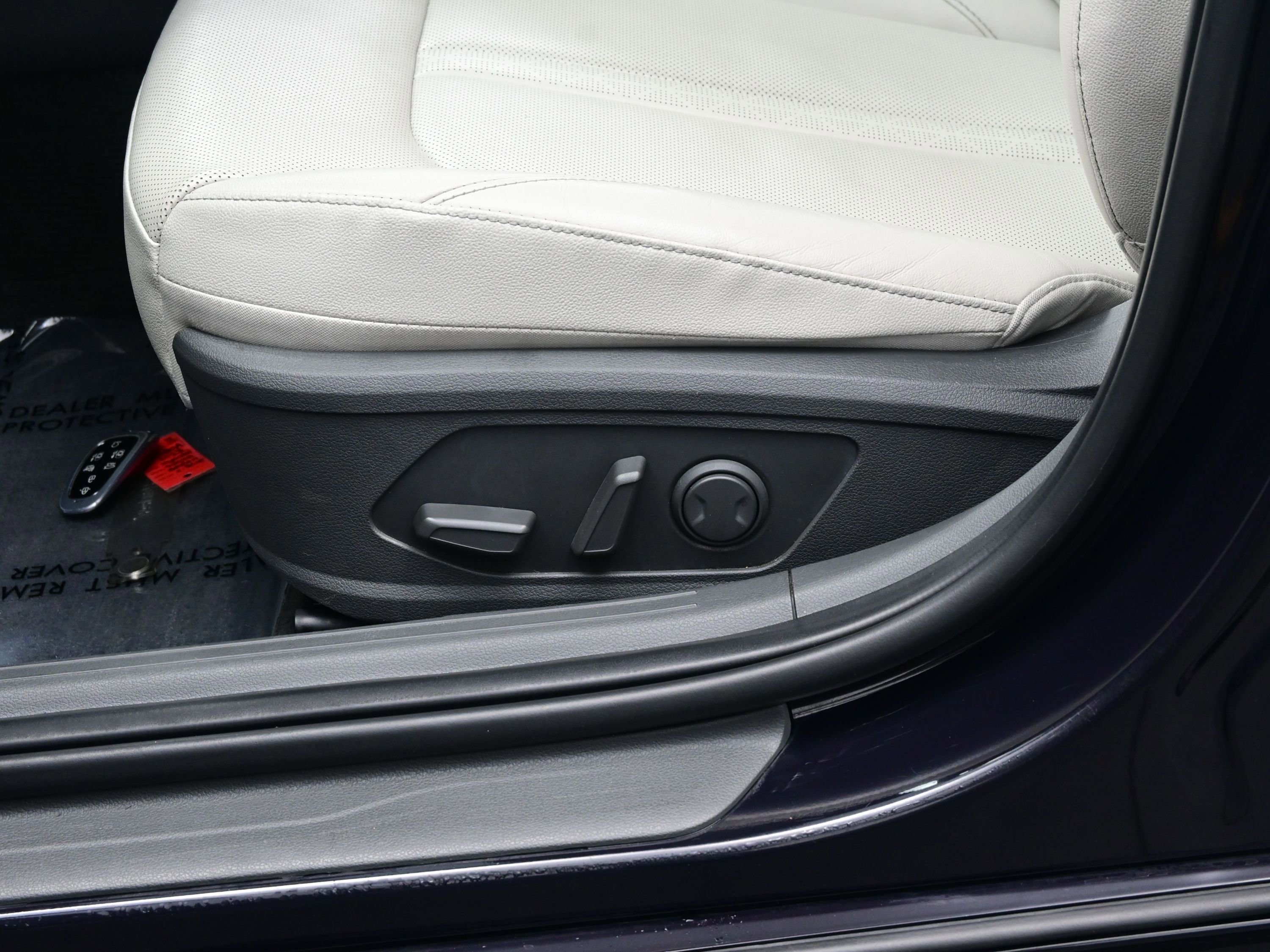 Used 2023 Hyundai Sonata Limited image 11