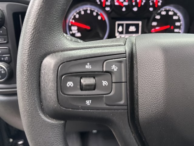 Used 2023 Chevrolet Silverado 1500 Custom image 18