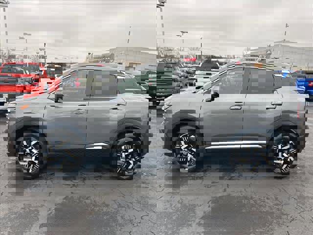 Certified 2025 Nissan Kicks SV image 6