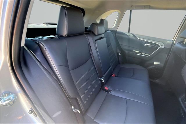 Used 2025 Toyota RAV4 XLE Premium FWD image 29