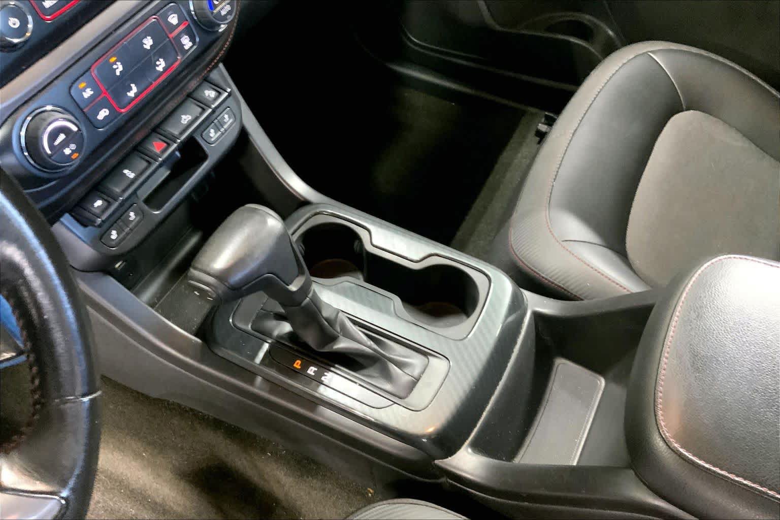 Used 2015 GMC Canyon SLE w/ All-Terrain Package RWD image 15