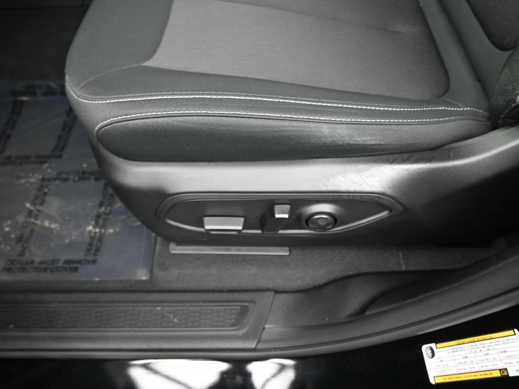 Used 2025 Jeep Grand Cherokee Laredo image 15