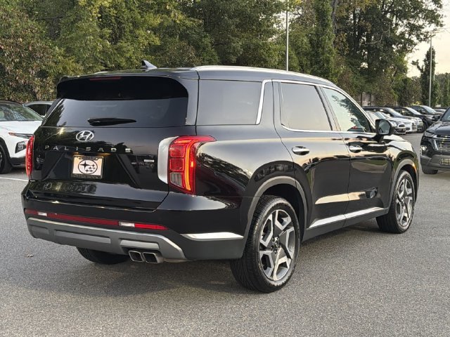 Used 2024 Hyundai Palisade Limited AWD/4WD image 3