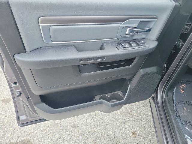 Used 2024 RAM 1500 Classic SLT image 21