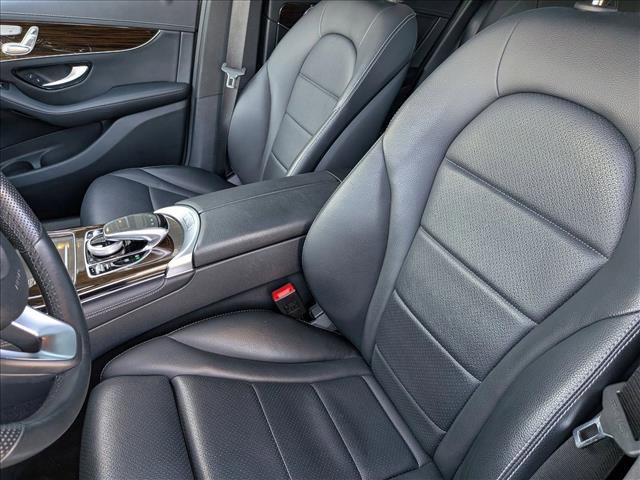 Used 2017 Mercedes-Benz GLC 300 4MATIC image 16