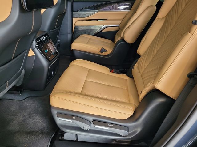 New 2025 Cadillac Escalade IQ Sport 2 w/ LPO, ONYX Package image 15