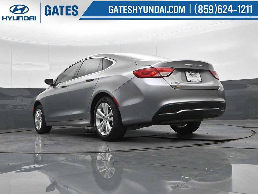 Used 2016 Chrysler 200 Limited image 41