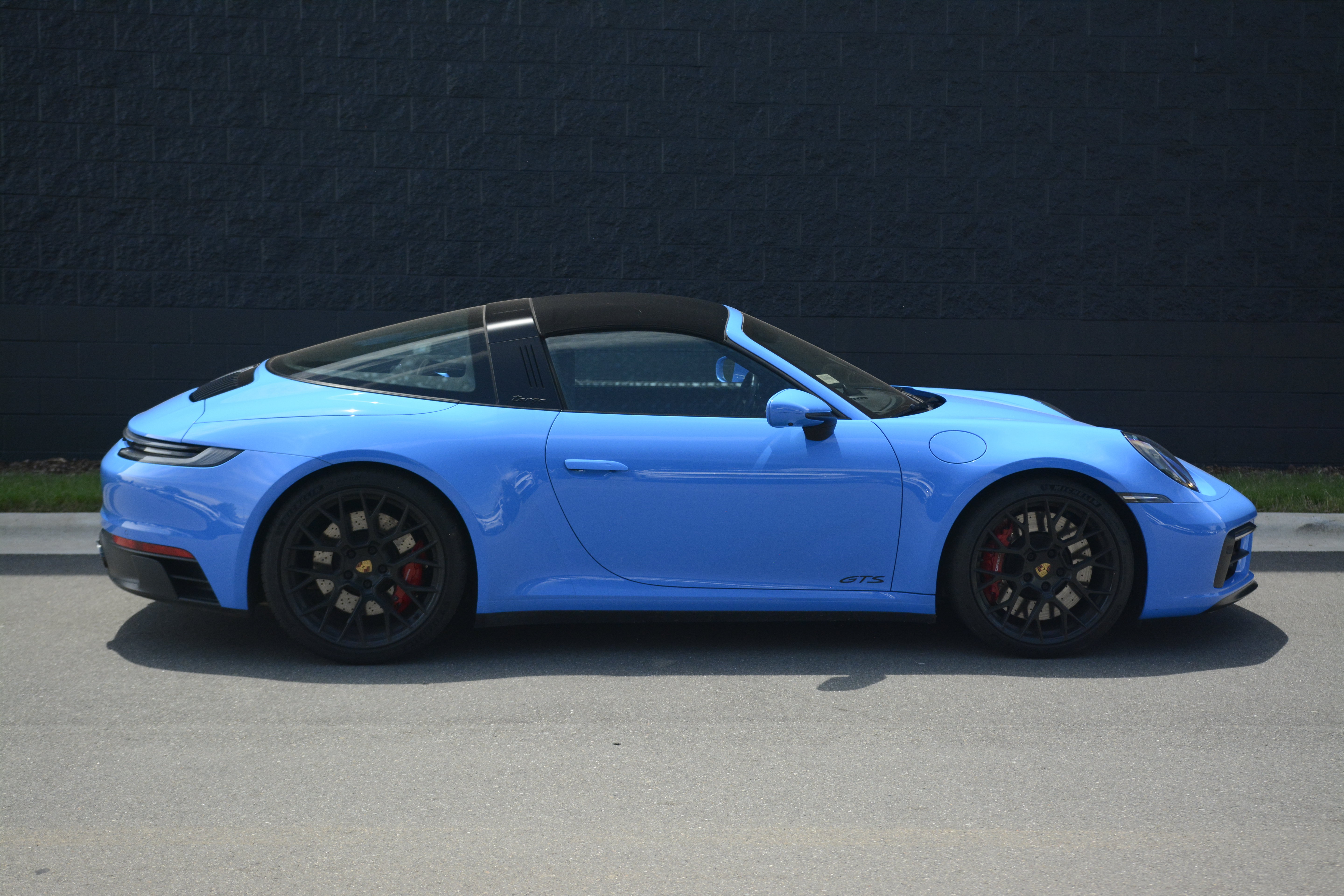 Certified 2022 Porsche 911 Targa 4 GTS AWD/4WD image 8