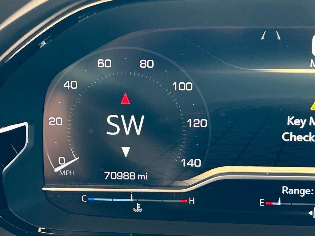 Used 2023 GMC Yukon XL Denali image 38