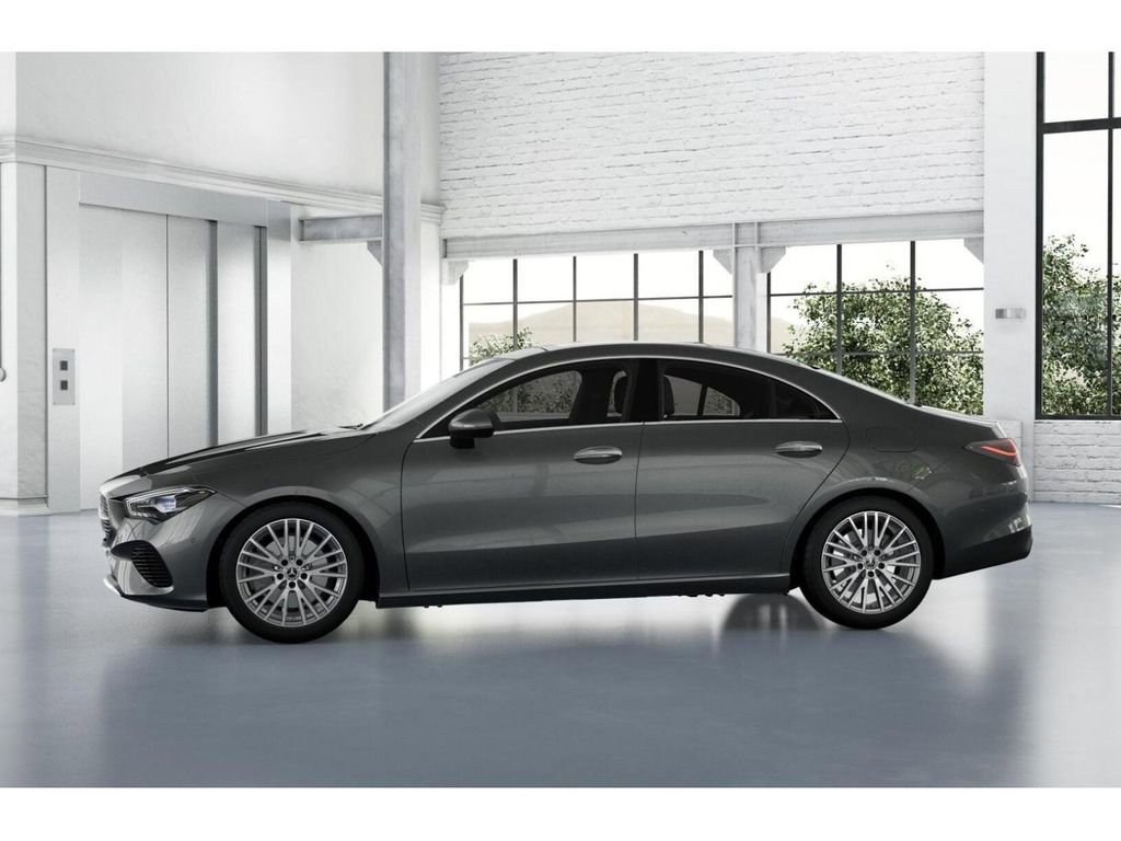 Used 2025 Mercedes-Benz CLA 250 4MATIC image 35