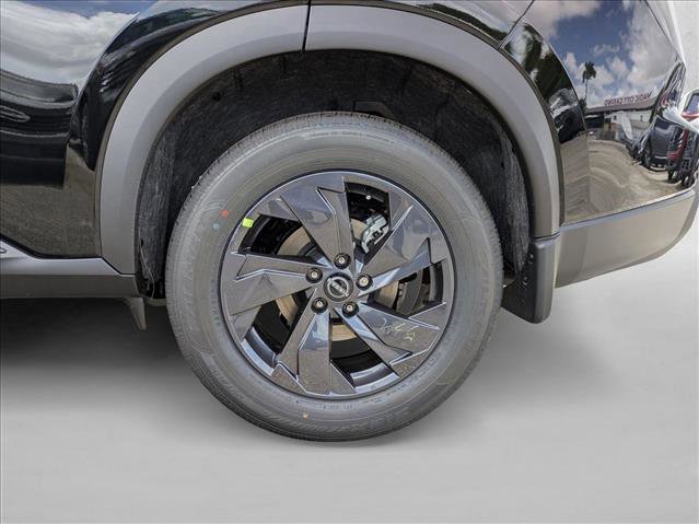 New 2026 Nissan Rogue SV FWD image 9