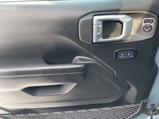 Used 2024 Jeep Wrangler Unlimited Rubicon w/ Convenience Group image 18