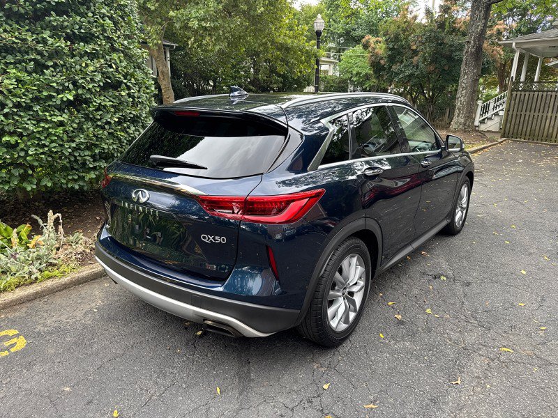 Used 2019 INFINITI QX50 Luxe w/ Navigation Package AWD/4WD image 5