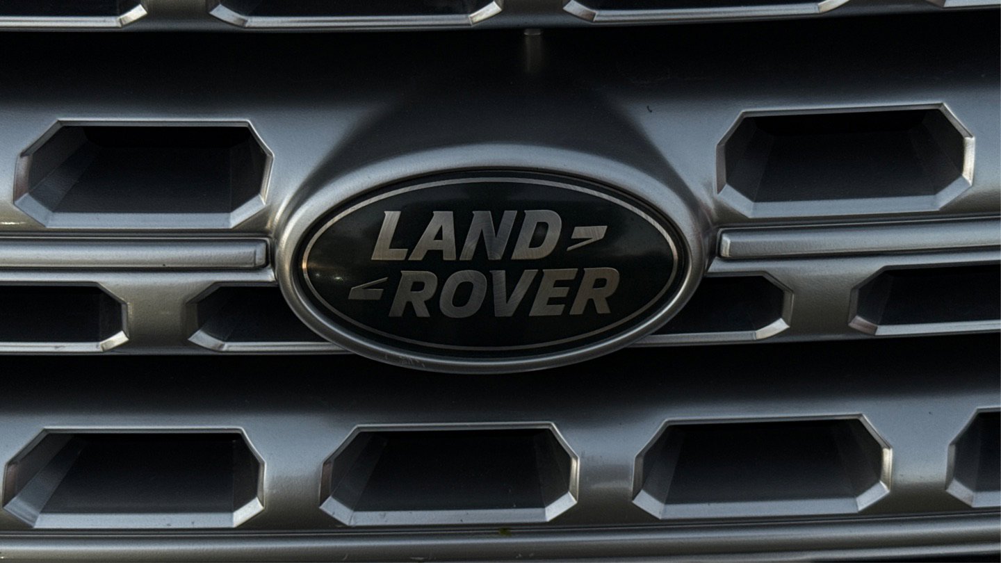 Used 2016 Land Rover Range Rover HSE image 40