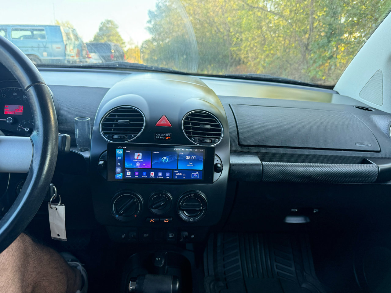 Used 2009 Volkswagen Beetle S image 18